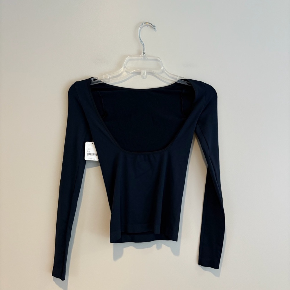 Free People Intimately Free Low Back Long Sleeve Navy Top XS/S NWT - Picture 4 of 8